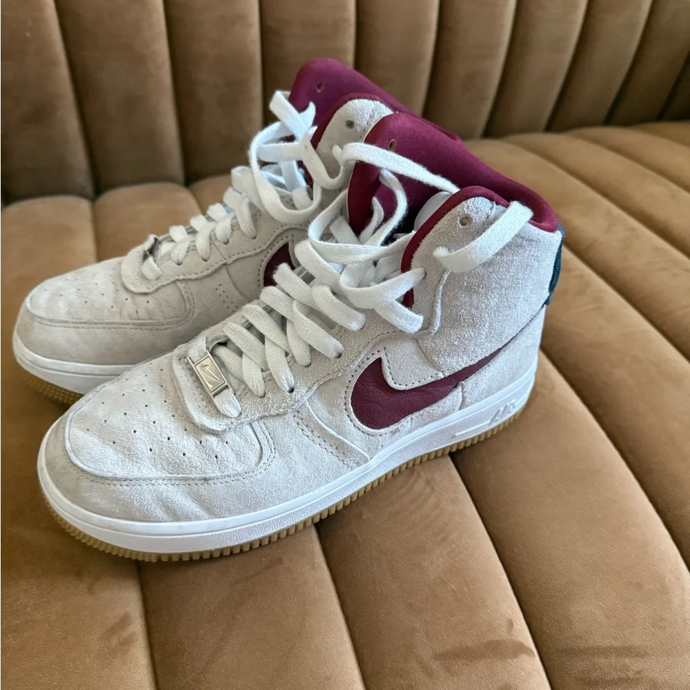 The Nike Air Force 1 Sculpt Grey Suede/Teal & Berry Sz 6.5 - Picture 3 of 11